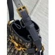 Borse Replica a secchiello media Dior C'est Jacquard obliquo blu