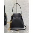 Borsa a secchiello media Dior C'est Saddle in pelle di vitello nera