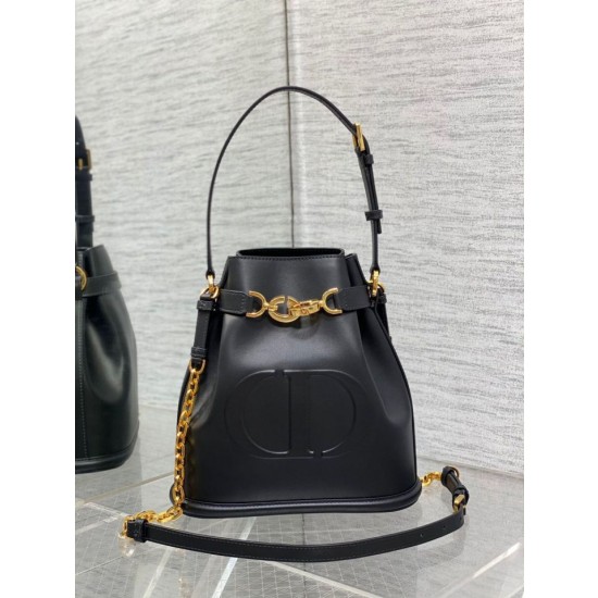 Borsa a secchiello media Dior C'est Saddle in pelle di vitello nera