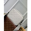 Borsa a tracolla LV S-Lock M23152 Monogramma Taurillon