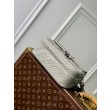 Borsa a tracolla LV S-Lock M23152 Monogramma Taurillon