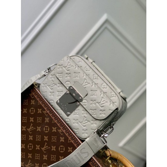 Borsa a tracolla LV S-Lock M23152 Monogramma Taurillon