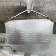 Borsa Baguette Grande Fendi Motivo FF Bianca