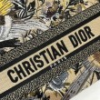 Borsa Dior Medium Lady D-Lite con ricamo Jardin d'Hiver beige