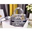Qualità superiore replica Dior Medium Lady D-Lite Multicolor Ricamo Rêve d'Infini Blu