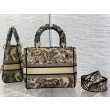 Borsa Dior Medium Lady D-Lite Toile de Jouy Ricamo Marrone