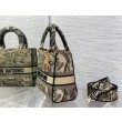 Borsa Dior Medium Lady D-Lite Toile de Jouy Ricamo Marrone