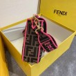 Borsa grande Fendi Baguette in tessuto FF con finiture rosa