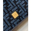 Bora Pari all'originale replica in tessuto arazzo Fendi 8BR600 Baguette Chain Midi FF Blu Navy
