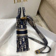 Borsa per telefono Dior Mini Book Tote Ricamo Dior Oblique Blu