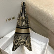 Qualità superiore replica tote Dior piccola a libro Toile de Jouy ricamata Marrone Qualità superiore replica tote Dior piccola a libro Toile de Jouy ricamata Marrone