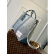 Borsa tote LV M22537 LV Weekend NM blu denim lavato