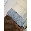 Borsa tote LV M22537 LV Weekend NM blu denim lavato