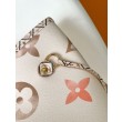 Borse Firmate Replica tote LV Neverfull MM M22978 Beige