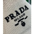 Borsa tote Prada all'uncinetto 1BG392 Crema