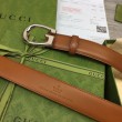 Cintura sottile Gucci con fibbia G 655566 Marrone