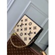 Custodia da toilette LV con catena M82521