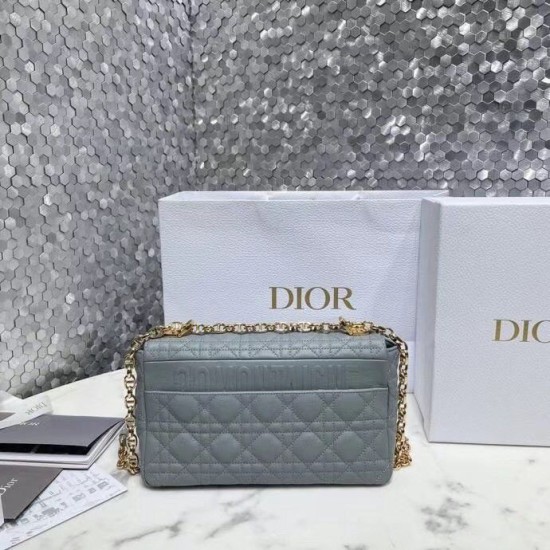 Sito Replica Perfetta Dior Caro Media Cannage Grigio imitazioni Miglior Prezzo Replica Perfetta Dior Caro Media Cannage Grigio