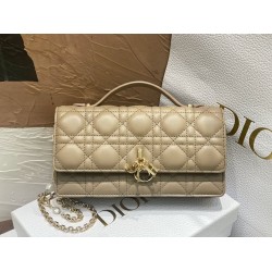 Imitazioni borse griffate Dior Miss Dior Mini Cannage in pelle di agnello Beige
