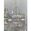 Dior Media Dior Book Tote Multicolor Ricamo Rêve d'Infini Bianco Dior Media Dior Book Tote Multicolor Ricamo Rêve d'Infini Bianco