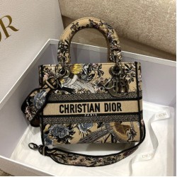 Sito Replica Borsa Dior Medium Lady D-Lite con ricamo Jardin d'Hiver beige imitazioni Miglior Prezzo Borsa Dior Medium Lady D-Lite con ricamo Jardin d'Hiver beige Replica