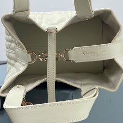 Sito Replica Christian Dior Borsa Dior Toujours piccola/media crema imitazioni Miglior Prezzo Christian Dior Borsa Dior Toujours piccola/media crema Replica