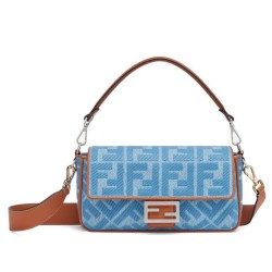 Miglior Prezzo Borse Firmate Replica Fendi Baguette Media 8BR600 denim con motivo FF ricamato tono su tono Blu 
