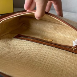Sito Replica Borsa Fendi Baguette Media 8BR600 denim con motivo FF ricamato tono su tono Caffè imitazioni Miglior Prezzo Borsa Fendi Baguette Media 8BR600 denim con motivo FF ricamato tono su tono Caffè Replica