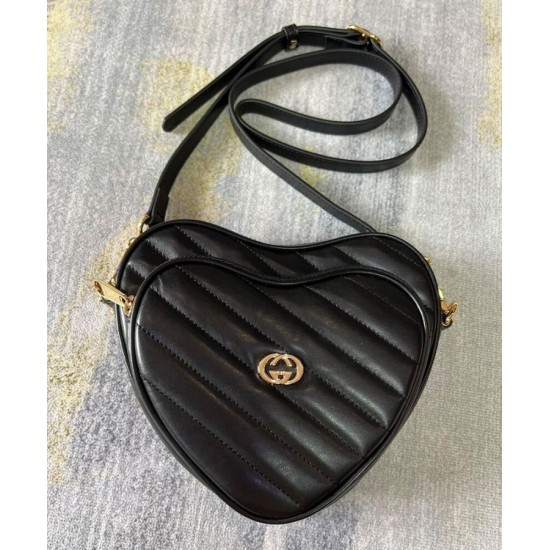 Sito Replica Borsa a tracolla Gucci Mini Heart ad incastro 751628 Nera imitazioni Miglior Prezzo Borsa a tracolla Gucci Mini Heart ad incastro 751628 Nera Replica