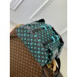 LV Christopher MM Blackpack M21936
