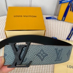 Sito Replica Qualità superiore replica Cintura reversibile Louis Vuitton Louis Vuitton Shape MNG da arrampicata 40 mm M0573V imitazioni Miglior Prezzo Qualità superiore replica Cintura reversibile Louis Vuitton Louis Vuitton Shape MNG da arrampicata 40 mm M0573V Replica