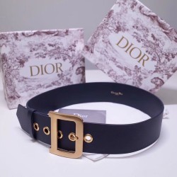 Sito Replica Alta gamma replica Cintura Dior Diorquake 55MM Blu scuro imitazioni Miglior Prezzo Alta gamma replica Cintura Dior Diorquake 55MM Blu scuro Replica