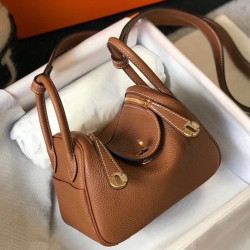 Borsa Hermes Lindy Mini Clemence in pelle di vitello dorata
