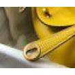 Borsa Hermes Lindy Mini Clemence in pelle di vitello gialla Borsa Hermes Lindy Mini Clemence in pelle di vitello gialla