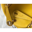 Borsa Hermes Lindy Mini Clemence in pelle di vitello gialla Borsa Hermes Lindy Mini Clemence in pelle di vitello gialla