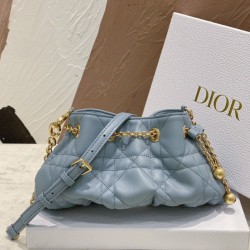 Miglior Prezzo Bora Pari all'originale replica Dior Ammi Piccola Macrocannage Blu Replica