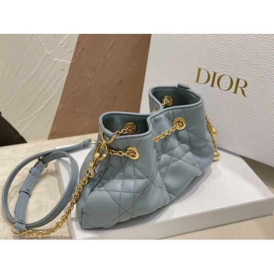 Miglior Prezzo Bora Pari all'originale replica Dior Ammi Piccola Macrocannage Blu Replica