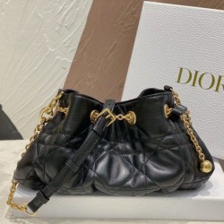 Sito Replica Imitazioni borse griffate Dior Ammi piccola/media Macrocannage Nera imitazioni Miglior Prezzo Imitazioni borse griffate Dior Ammi piccola/media Macrocannage Nera Replica