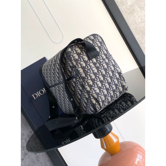 Sito Replica Borsa fasciatoio Dior Dior Oblique Canvas Blu imitazioni Miglior Prezzo Borsa fasciatoio Dior Dior Oblique Canvas Blu Replica