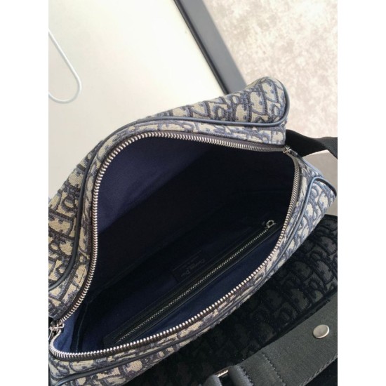 Sito Replica Borsa fasciatoio Dior Dior Oblique Canvas Blu imitazioni Miglior Prezzo Borsa fasciatoio Dior Dior Oblique Canvas Blu Replica