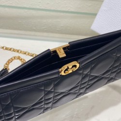 Sito Replica Pochette Christian Dior Caro Colle Noire con borsa a catena imitazioni Miglior Prezzo Pochette Christian Dior Caro Colle Noire con borsa a catena Replica