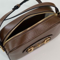 Sito Replica Gucci Horsebit 1955 Evolve Borsa a tracolla piccola 760196 Caffè imitazioni Miglior Prezzo Gucci Horsebit 1955 Evolve Borsa a tracolla piccola 760196 Caffè Replica