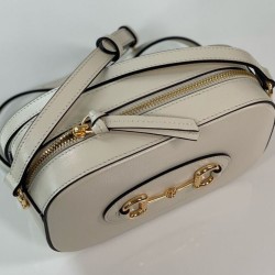 Sito Replica Borsa a tracolla piccola Gucci Horsebit 1955 Evolves 760196 Bianca imitazioni Miglior Prezzo Borsa a tracolla piccola Gucci Horsebit 1955 Evolves 760196 Bianca Replica