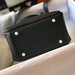 Sito Replica Borsa Hermes Lindy Mini Pelle di vitello Clemence nera imitazioni Miglior Prezzo Borsa Hermes Lindy Mini Pelle di vitello Clemence nera Replica