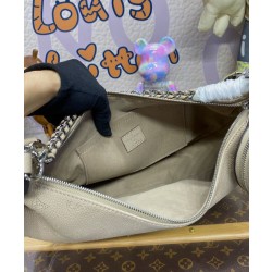 LV Baia MM M22822 Accattivante borsa a mezzaluna albicocca