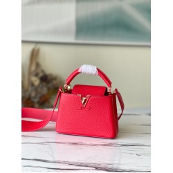 Borsa mini Louis Vuitton Capucines in pelle Taurillon rossa M56845 Borsa mini Louis Vuitton Capucines in pelle Taurillon rossa M56845