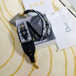 Sito Replica falso Tracolla Dior con ricamo Tie Dior multicolore blu imitazioni Miglior Prezzo falso Tracolla Dior con ricamo Tie Dior multicolore blu Replica
