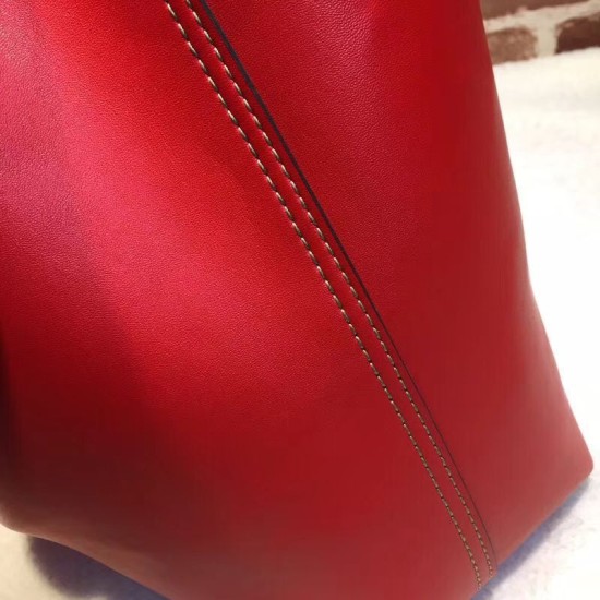Replica Alta Qualità Reversible GG Medium Tote 368568 Red