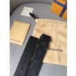 LV Initiales 40MM Cintura reversibile Taiga M0157V