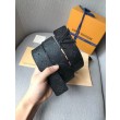 LV Initiales 40MM Cintura reversibile Taiga M0157V